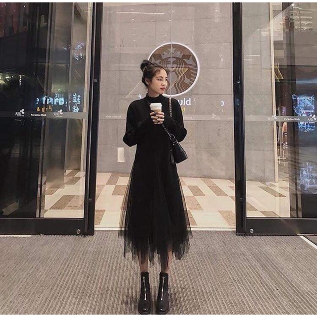 Váy midi xẻ đuôi