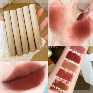 Son môi màu gradient mờ mượt mà xinh xắn