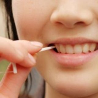 TĂM CHỈ NHA KHOA ORALTANA TÚI 50 cái- hộp 100 cái