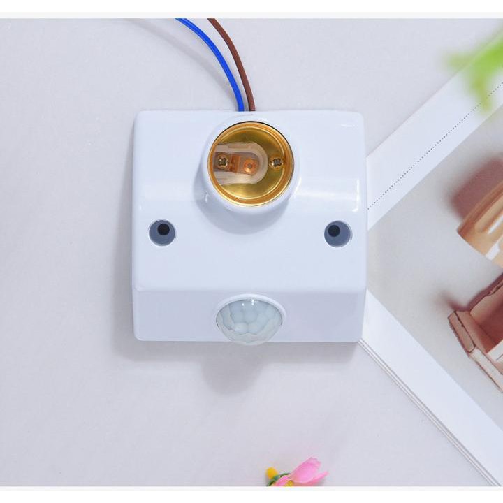 Chuôi đèn cảm biến chuyển động FuTech
