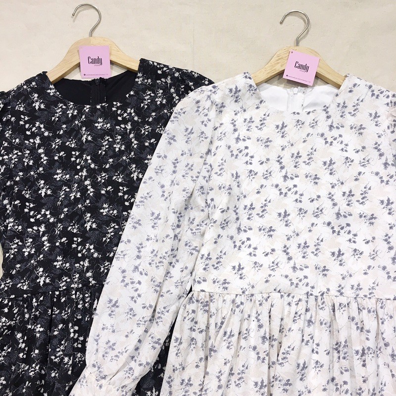 Đầm babydoll tầng hoạ tiết hoa nhẹ nhàng | BigBuy360 - bigbuy360.vn