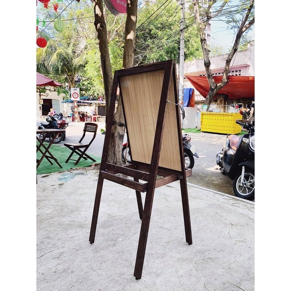 HCM | Bảng MENU viết phấn 1 mặt kèm kệ hoa, Bảng gỗ nhà hàng, Bảng menu LUXI DECOR HCM