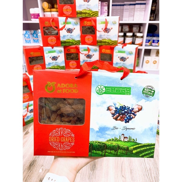 Nho khô nguyên cành Úc - Dòng PREMIUM HỮU CƠ của #ADORA St FOOD | BigBuy360 - bigbuy360.vn