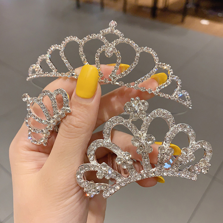 Kẹp Tóc Hình Vương Miện Xinh Xắn Dành Cho Bé Gái