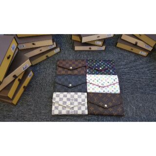 Ví fullbox cam size 13