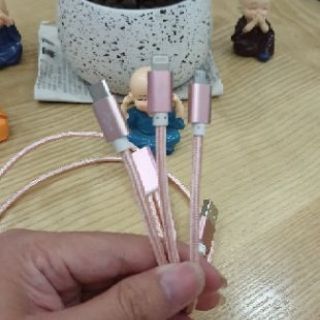 Cáp sạc nhanh 3 đầu Lightning, Type-C, Type-A