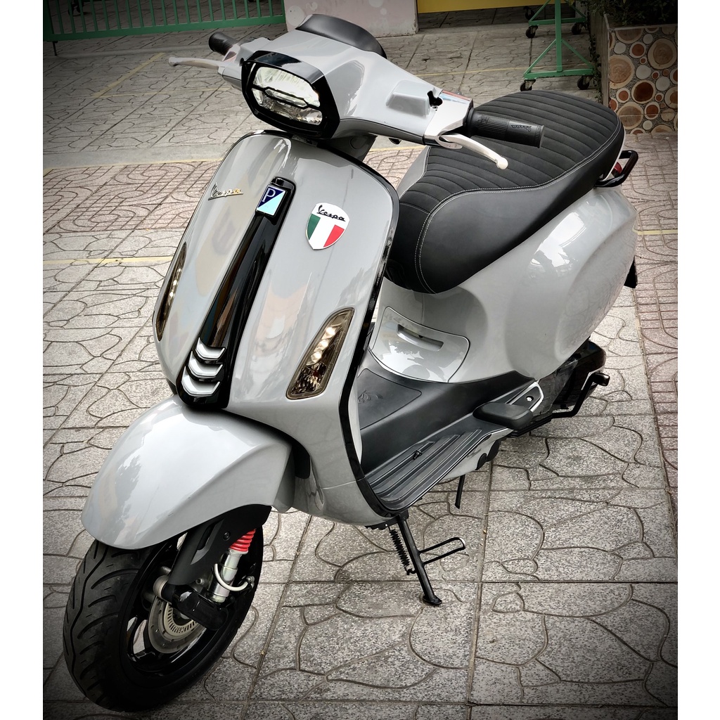 Decal VESPA SPINT - PRIMAVERA Bảo vệ đèn XI NHAN CHÓA ĐÈN MÀU KHÓI