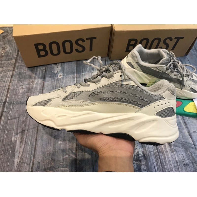 (⚡️Tặng ful bok + Tất +quà ⚡️Zep một một⚡️) Giày thể thao nam,nữ Yz 700 phản quang,đế bot mềm nhẹ êm chân chống trơn G11 | BigBuy360 - bigbuy360.vn