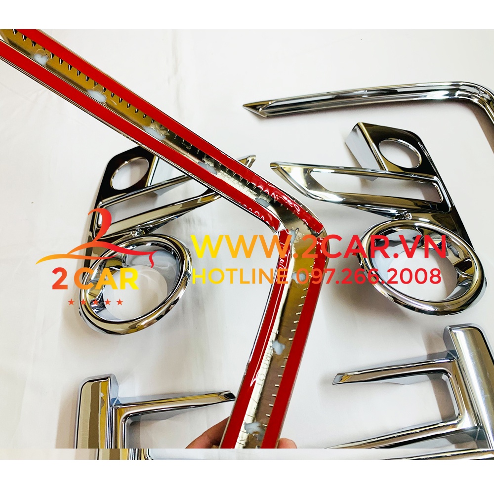 Ốp viền đèn gầm trước, sau xe Toyota Raize 2021-2022 mạ crom cao cấp