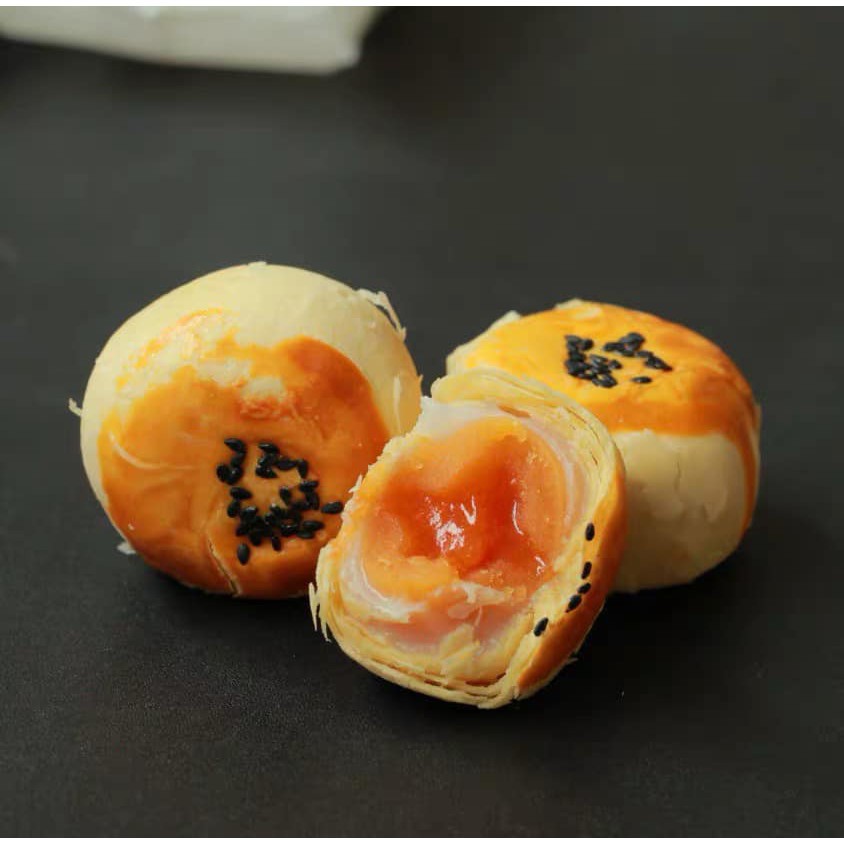 BÁNH NƯỚNG TRỨNG CHẢY