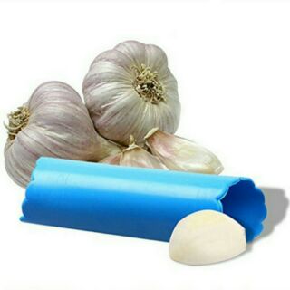 Dụng cụ bóc tỏi