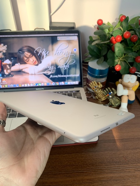 Máy tính bảng ipad Pro 10.5” 4g+wifi (bản có sim) sẵn hàng tại Smobile | BigBuy360 - bigbuy360.vn