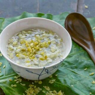Cốm làng vòng quê mình
