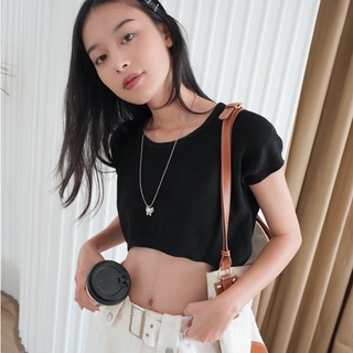 Kuchimachic - áo len croptop mã SPA2252