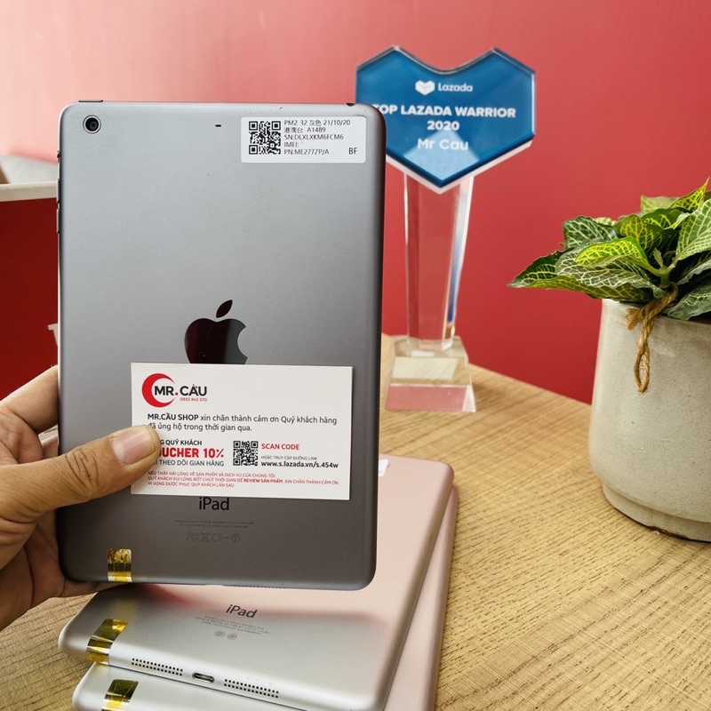 Máy tính bảng lPAD MINI 2 Chính hãng bộ nhớ 16GB 32GB Màn hình 7.9 Inch HD - Tặng: Bộ Sạc 12W | BigBuy360 - bigbuy360.vn