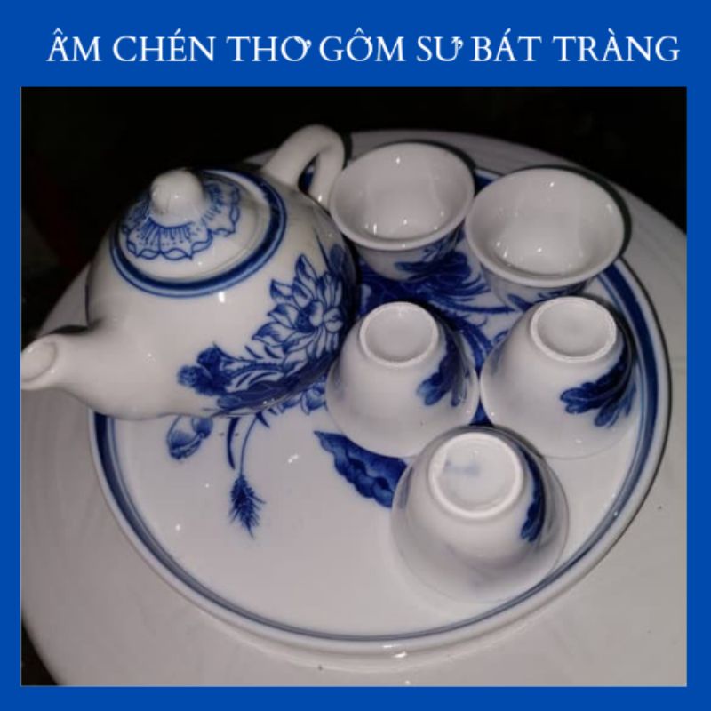 Ấm Chén Thờ