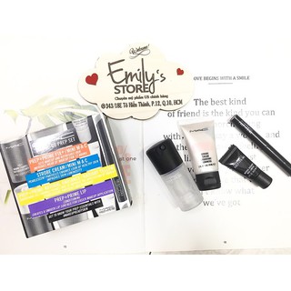 Set trang điểm MAC On The Go Prep Set