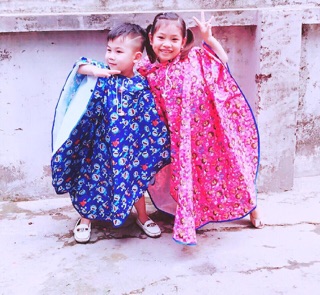 áo mưa trẻ em cánh dơi