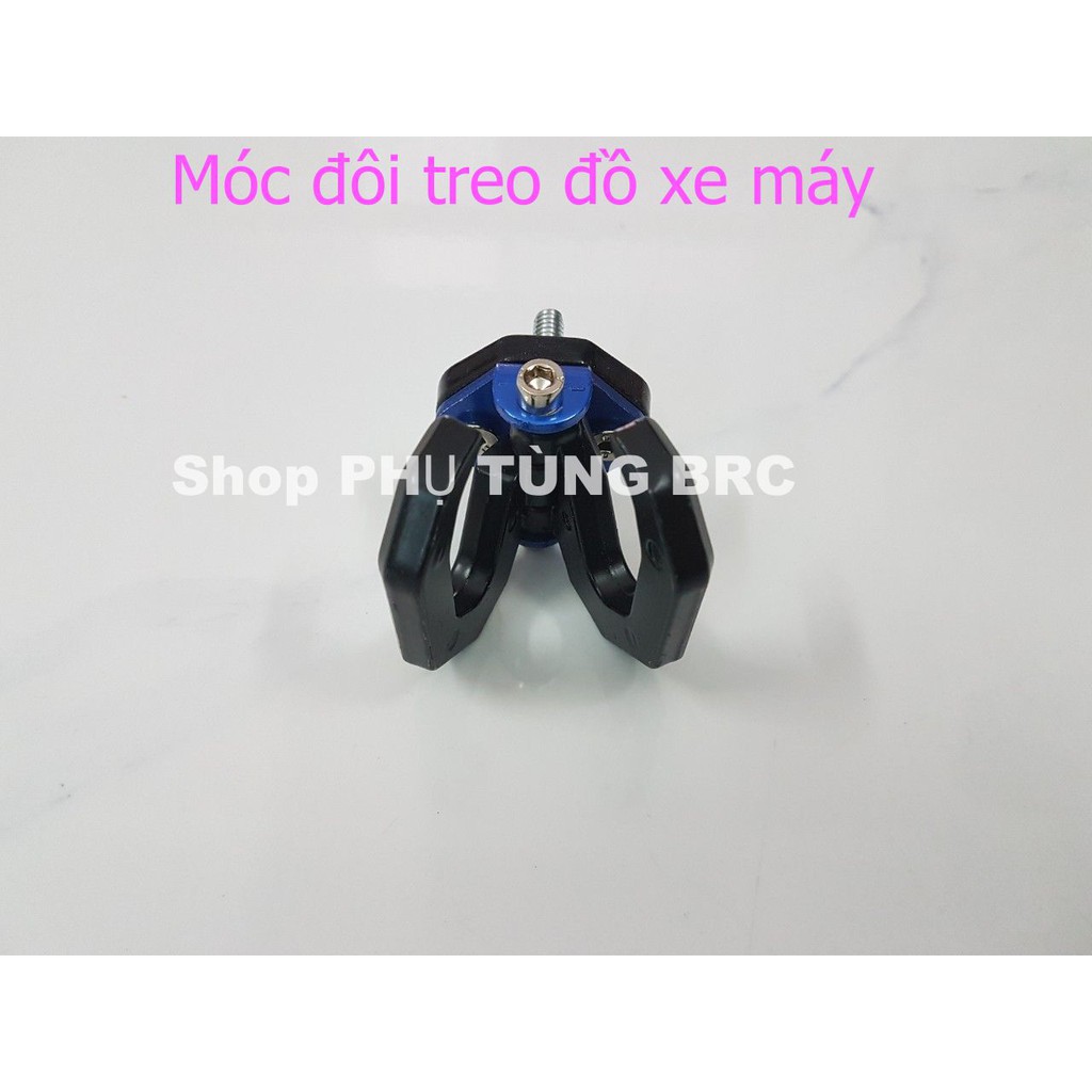 Móc đôi CR7 treo đồ xe máy .