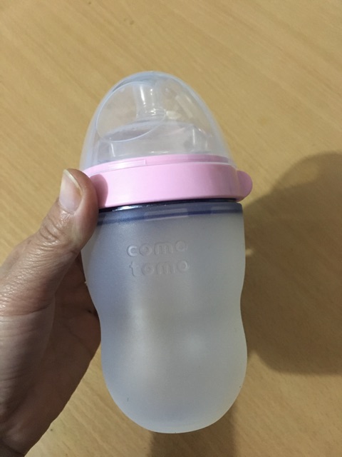Bình sữa Comotomo 250ml màu hồng - Thanh lý