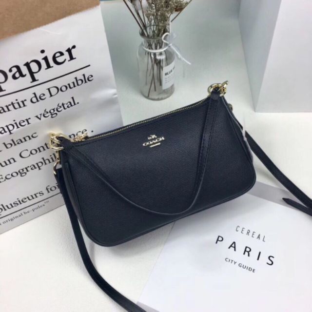 ❤️TÚI COACH MINI xinh lắm luôn
8460372933758
Túi có 2 dây: 1 dây dài đeo chéo + 1 dây xách tay.