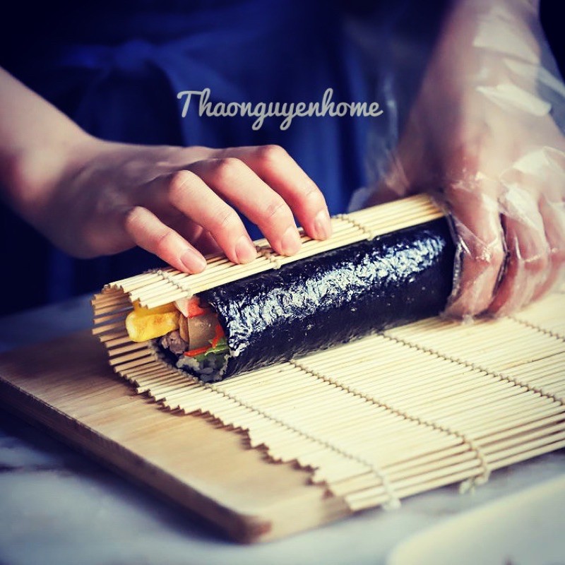 Mành tre cuộn cơm kimbab sushi hàn quốc