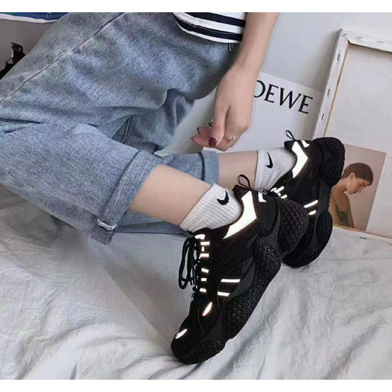 giày thể thao nữ ulzzang kiểu dáng sneaker đế tổ ong viền phản quang mã HV07 | BigBuy360 - bigbuy360.vn