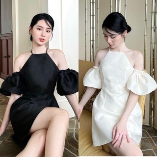Đầm cổ yếm xoè rớt vai tay bồng