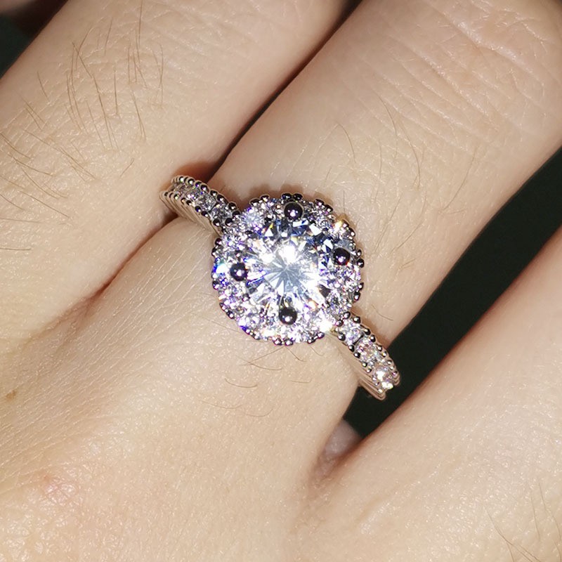 Nhẫn Đeo Tay Kim Loại Đính Đá Màu Thanh Lịch Cho Nữ