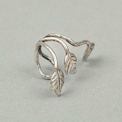 Khuyên tai mặt hình lá thiết kế đơn giản cho nữ