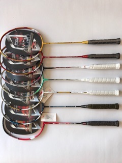 Vợt lining cacbon ( tặng kèm dây)