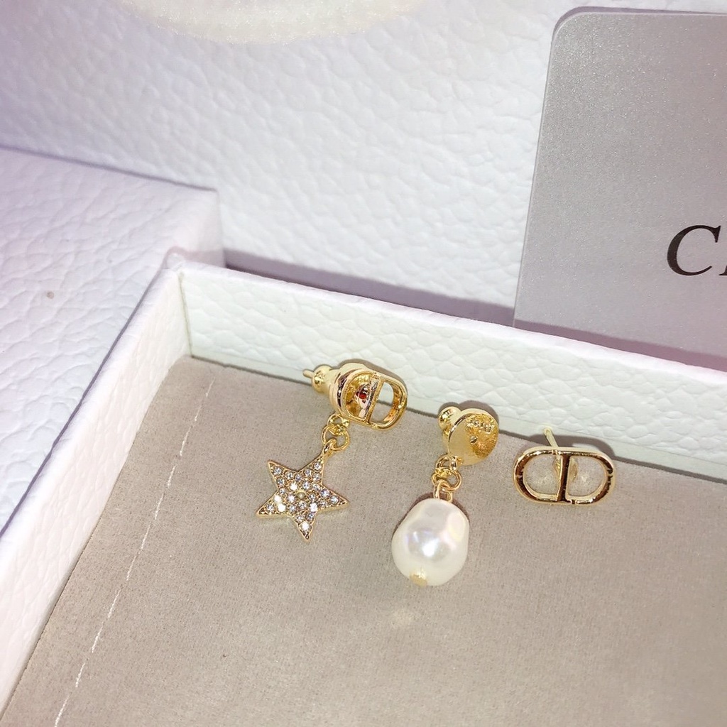 Khuyên Tai Tròn Bằng Thép Titan In Logo Dior Thời Trang Cho Nữ