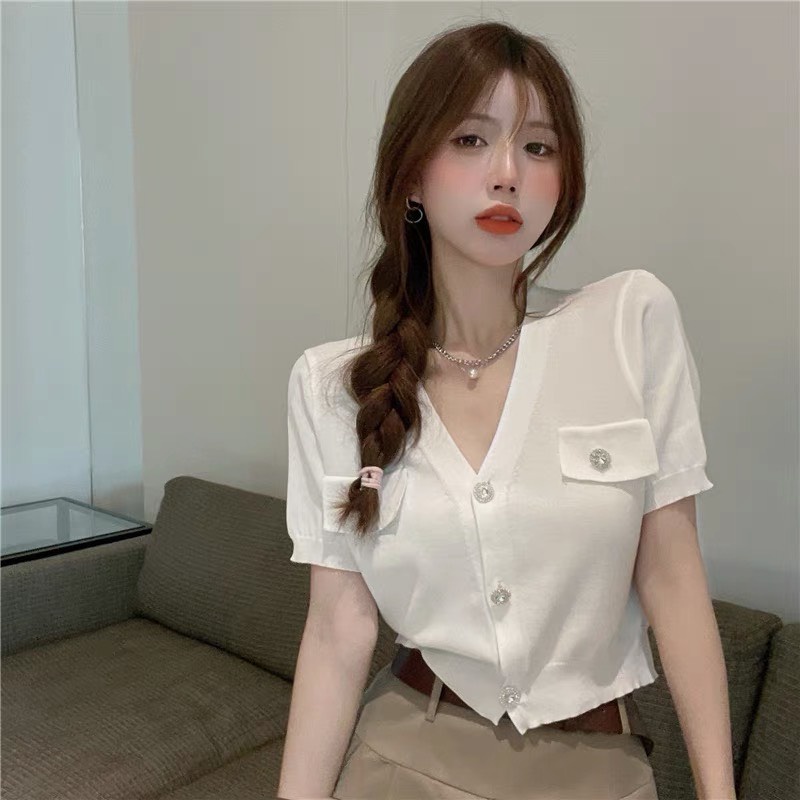 Áo len cộc tay cổ V 2 túi ngực | BigBuy360 - bigbuy360.vn