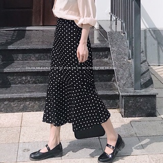 Chân váy chấm bi đuôi cá Moran