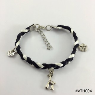 Vòng tay dây tim đan kiểu tết tóc kết hợp charm trắng