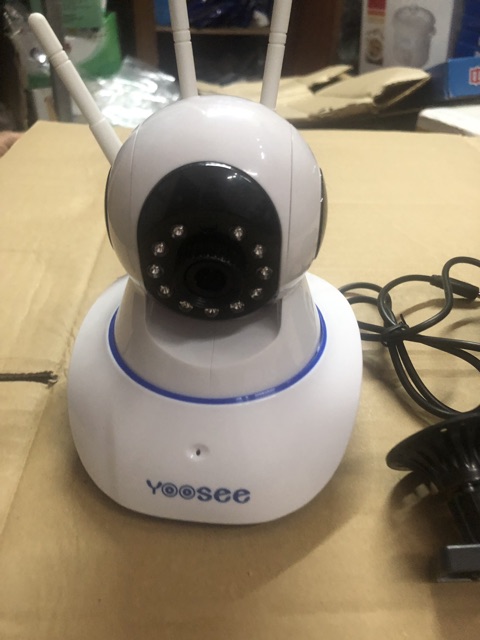 Camera 3 râu dùng phần mềm yoosee xoay 360 độ bắt wifi cực khỏe