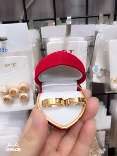 Nhẫn cặp