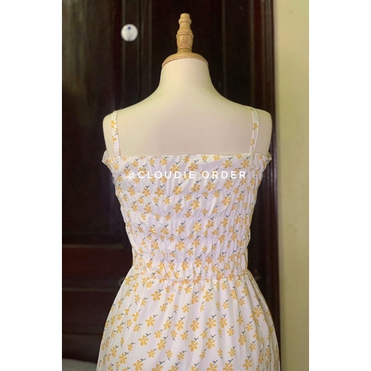 Set Đầm Hai Dây Hoa Nhí Kèm Áo Khoác Cardigan Len Tăm Nhún Ngực Chun Lưng Xanh Bơ Và Vàng Pastel