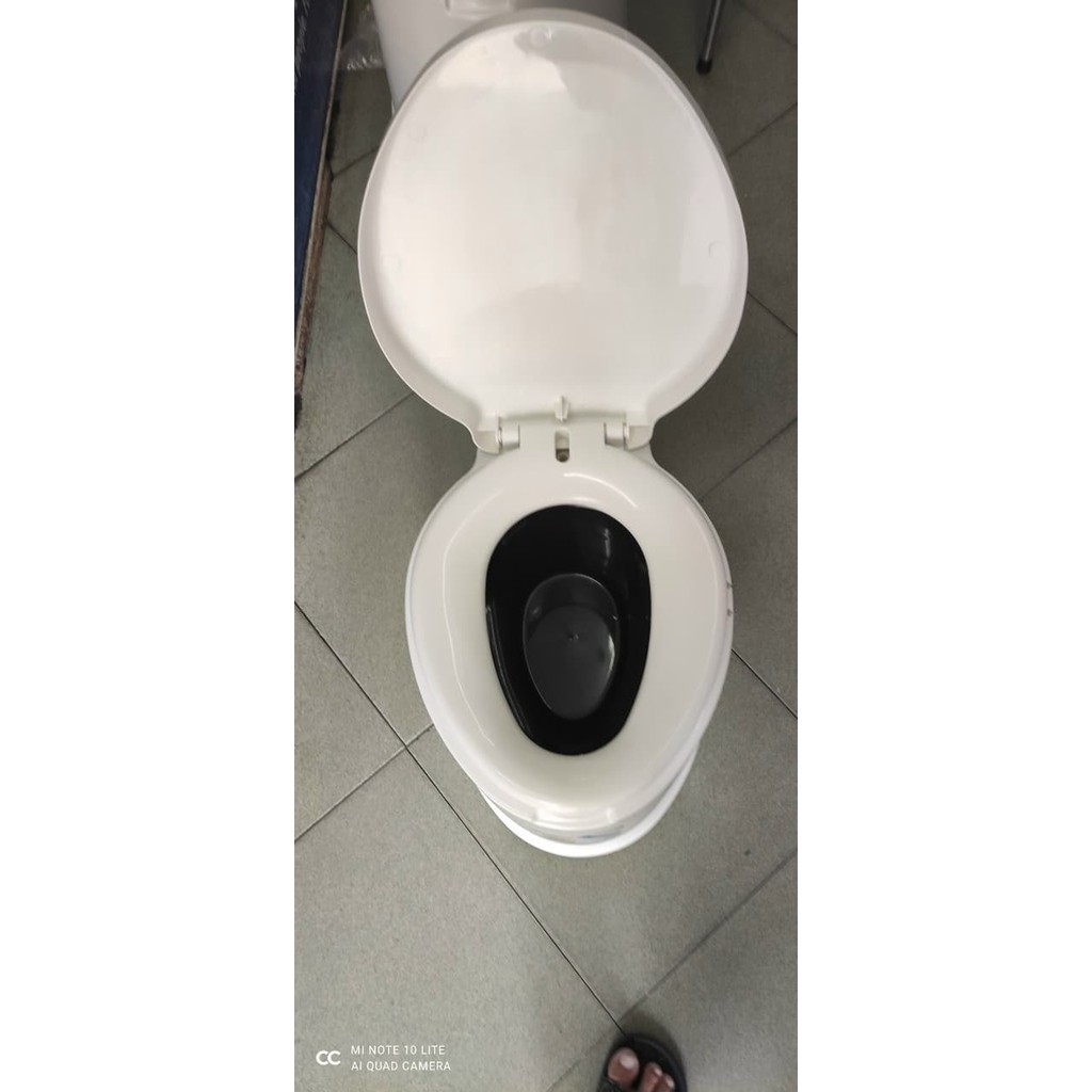 TOILET / BỒN CẦU DI ĐỘNG - BÔ ĐI VỆ SINH CHO NGƯỜI GIÀ ,NGƯỜI CAO TUỔI, NGƯỜI BỆNH