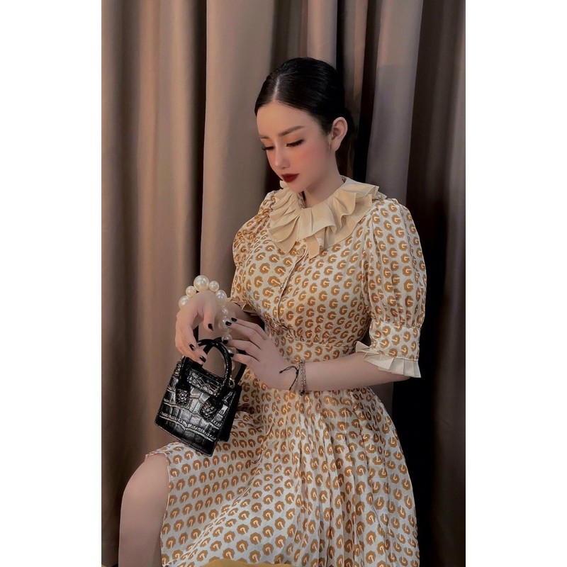 Váy cổ xếp li tay bồng