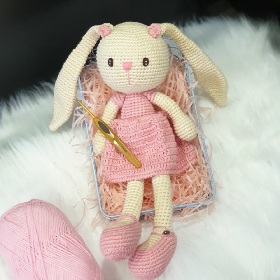 Thỏ Anna bông móc len handmade cao cấp Amigurumi - SP000282