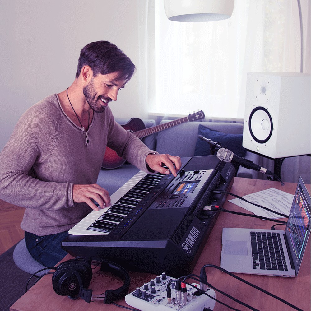 ĐÀN ORGAN YAMAAHA PSR SX700 Chính Hãng