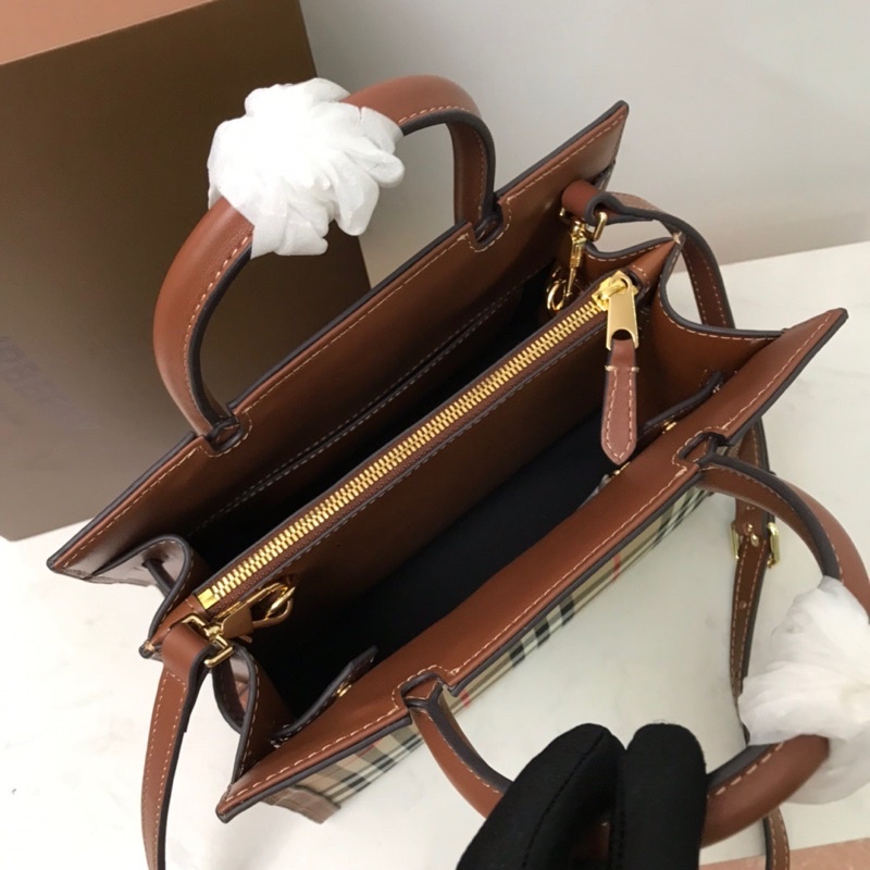 Túi xách nữ thiết kế vintage da thật cao cấp Burberry Title BBR hàng vip 1-1 size 26