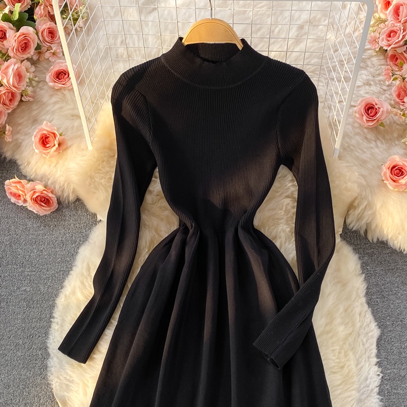 Đầm len cổ tròn dáng xòe, váy len dáng dài sang chảnh