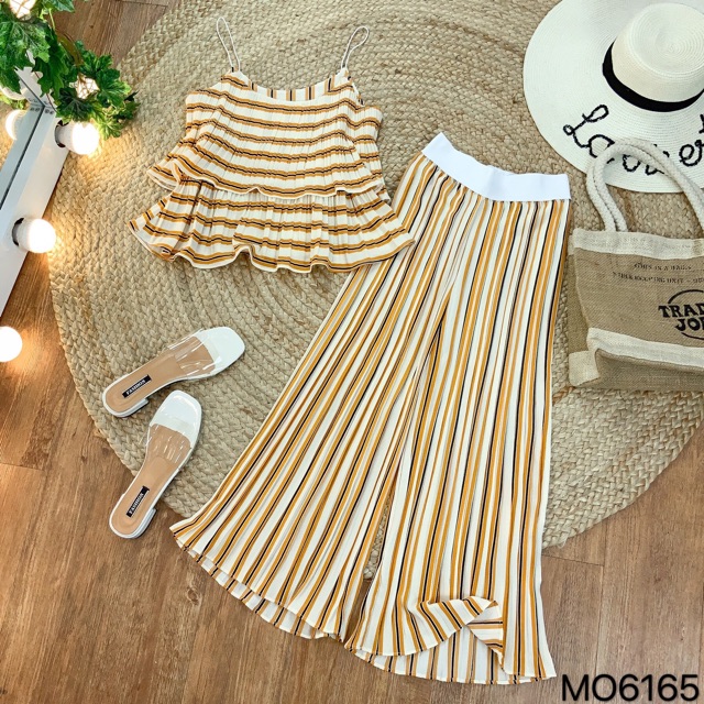 Set áo hai dây quần ống rộng sang trọng | BigBuy360 - bigbuy360.vn