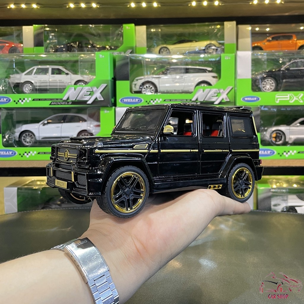 Mô hình xe ô tô siêu xe Mercedes-AMG G65 Brabus tỉ lệ 1/24 màu đen