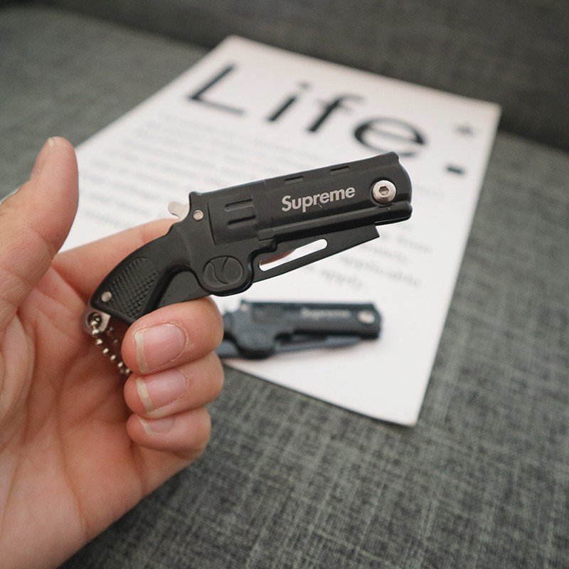 Móc chìa khóa hình súng lục SUPREME