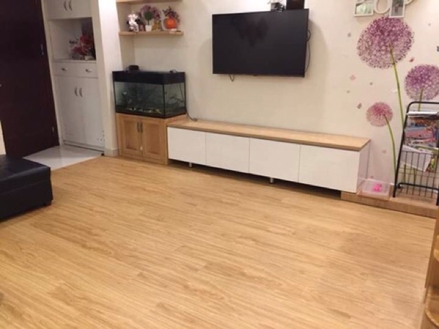 Miếng dán sàn nhà PVC giả gỗ kèm video thực tế | BigBuy360 - bigbuy360.vn