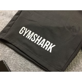 Quần short gymshark đen
