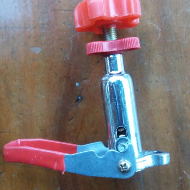 Điều chỉnh áp lực máy rửa xe , phun thuốc sâu